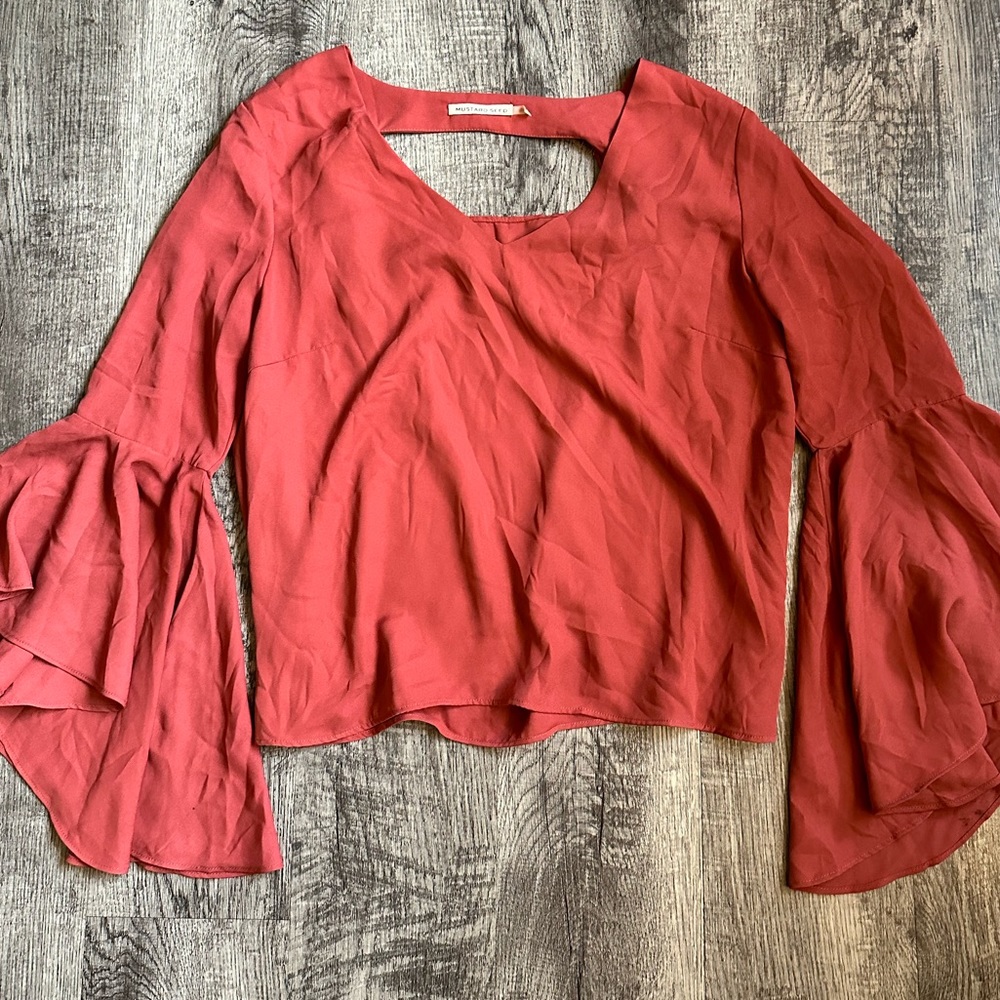Mustard seed top